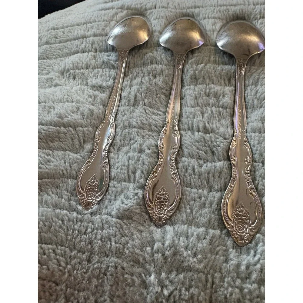 Lot Of 8 Vintage International Silver VERONA Stainless Oval Soup Spoons 7.5”
